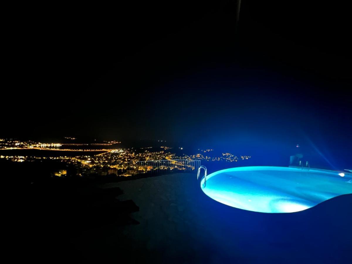 Endless Blue Villa Anáviszosz Kültér fotó